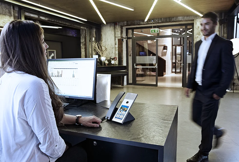 Benefits for users and customers Reception area with modern intercom and communication solution